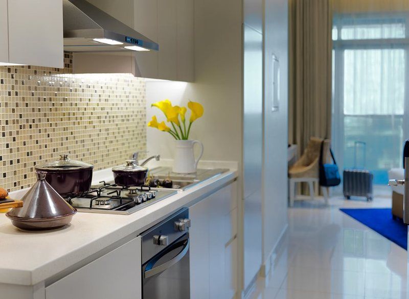 Damac Maison The Vogue Dubai Esterno foto A typical kitchen