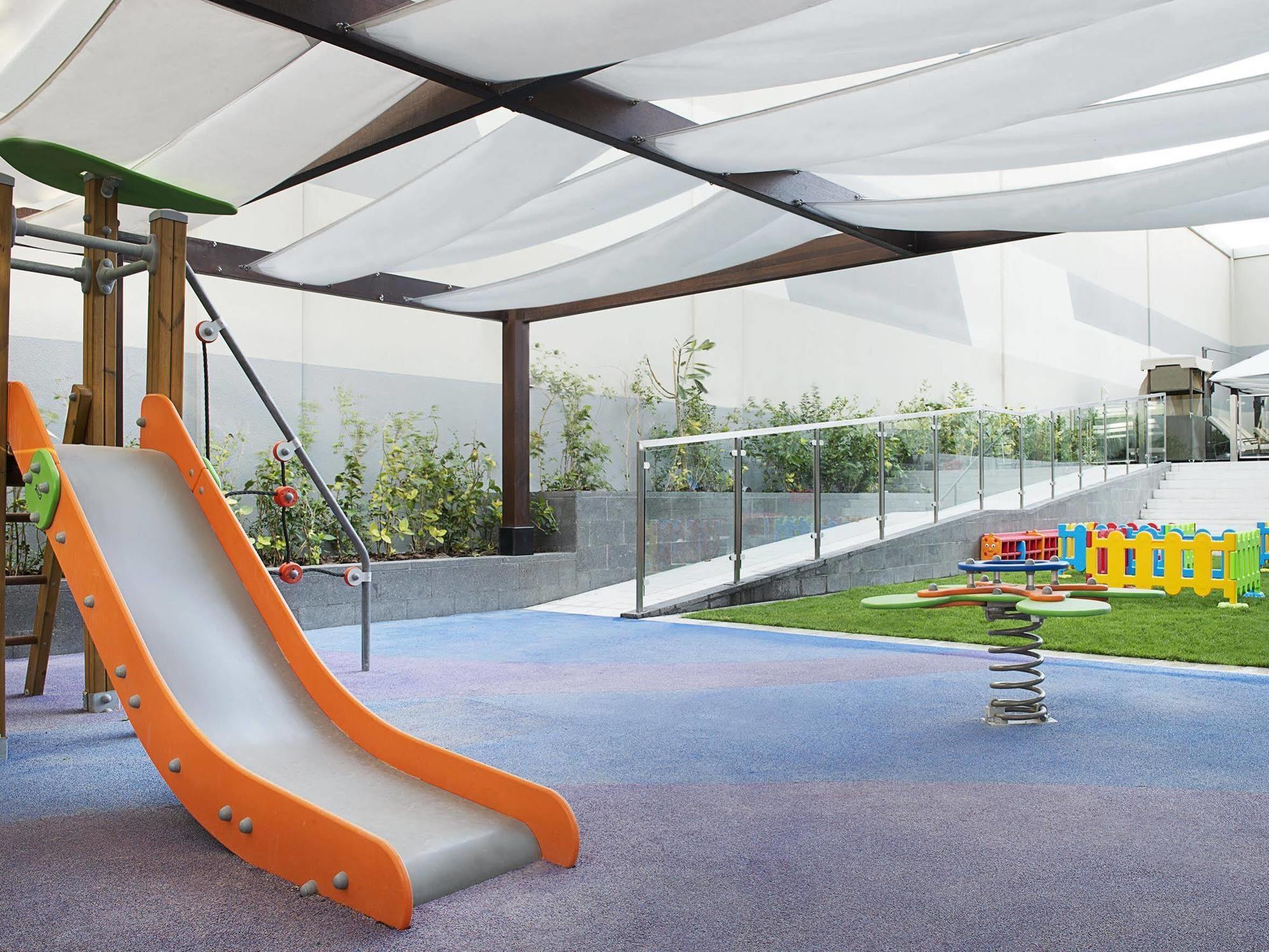 Damac Maison The Vogue Dubai Esterno foto Playground